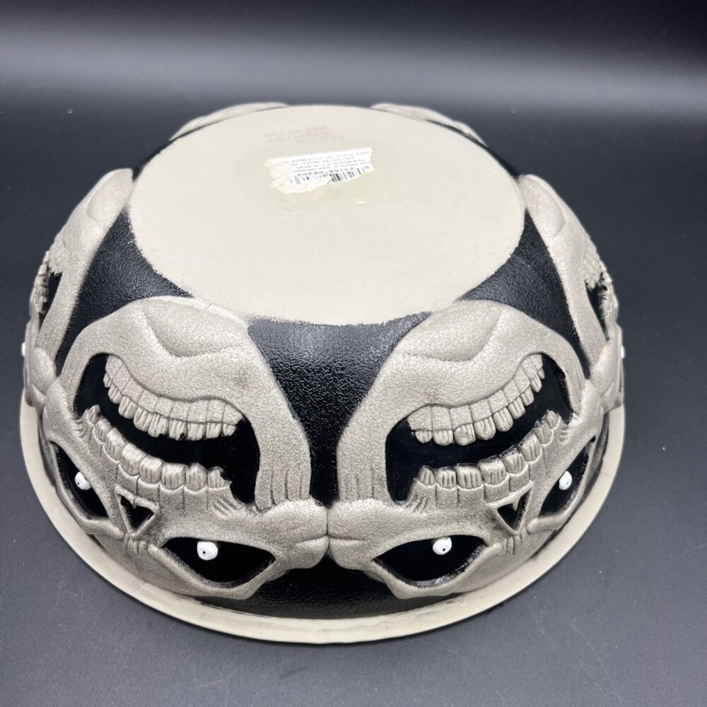 VTG 1990s Halloween Skull Candy Treat Bowl & Platter Tray Easter UnLmtd Skulls - Picture 8 of 12